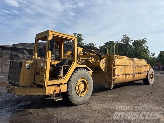 CAT 613B Water tankwagens
