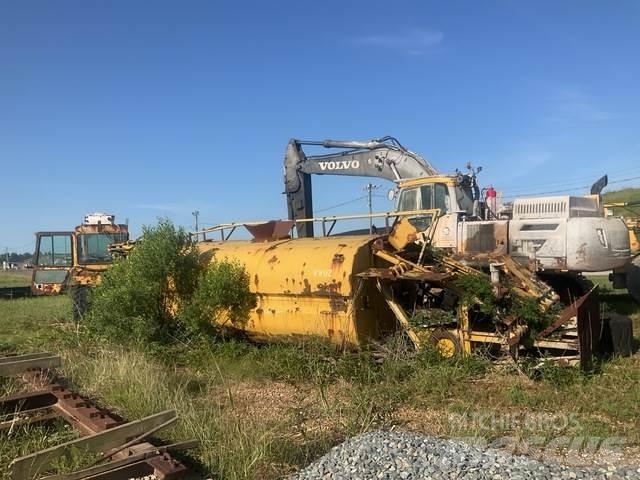 CAT 613C Water tankwagens
