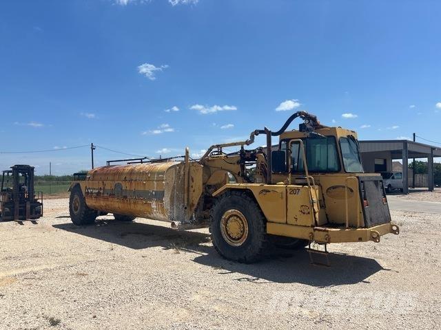 CAT 613C Water tankwagens