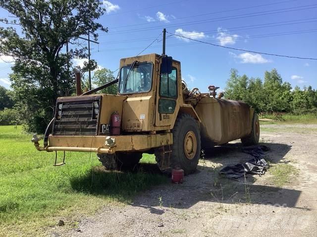 CAT 615C Water tankwagens