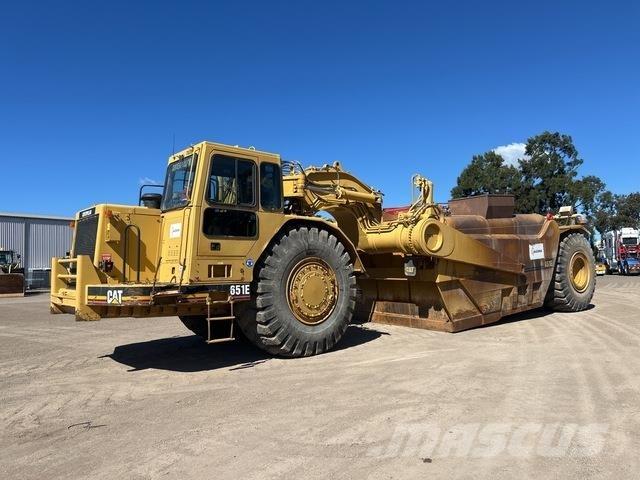 CAT 651E Water tankwagens