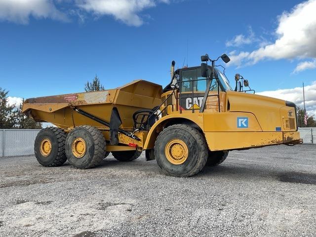 CAT 735C Knik dumptrucks