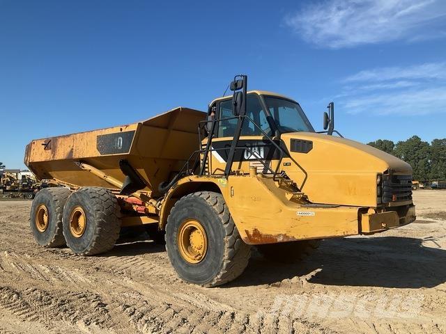 CAT 740 Knik dumptrucks