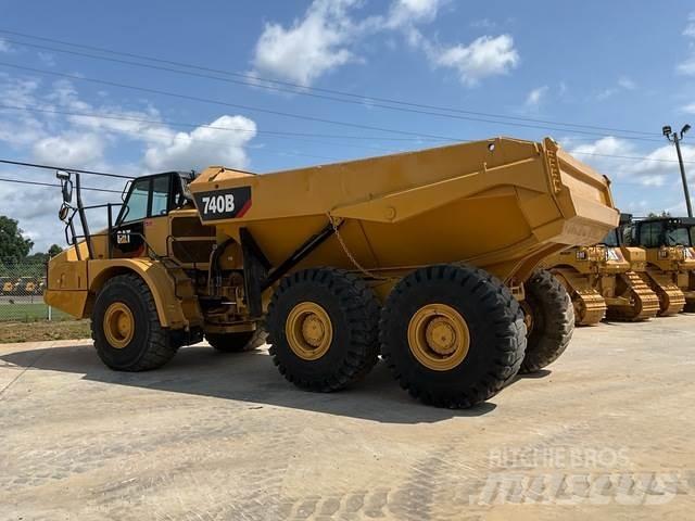 CAT 740B Knik dumptrucks