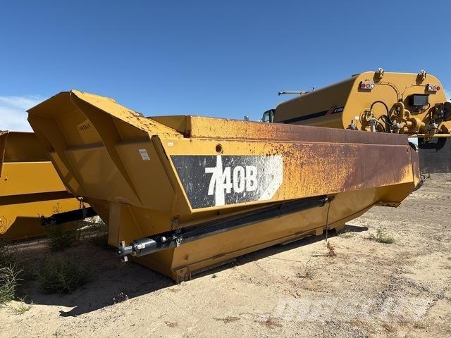 CAT 740B Transport - Anderen