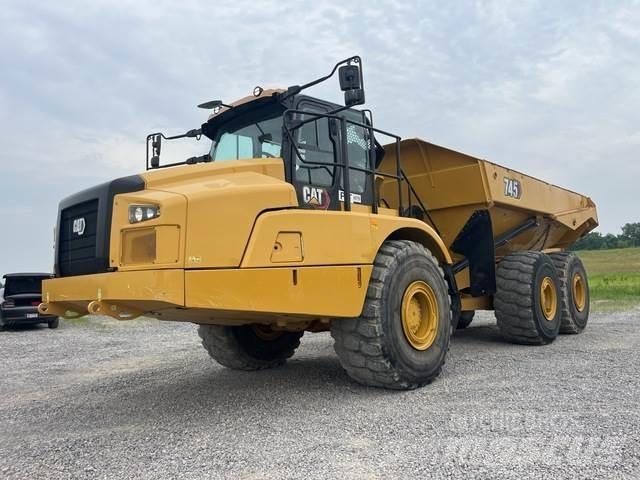 CAT 745 Knik dumptrucks