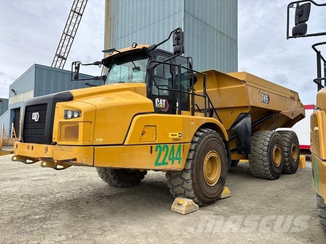 CAT 745-04 Knik dumptrucks