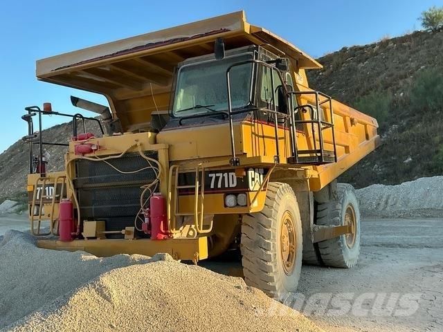CAT 771D Knik dumptrucks