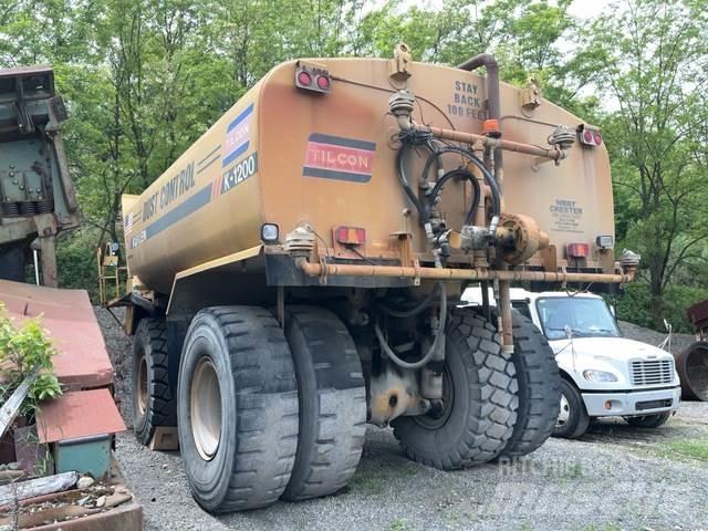 CAT 773B Water tankwagens