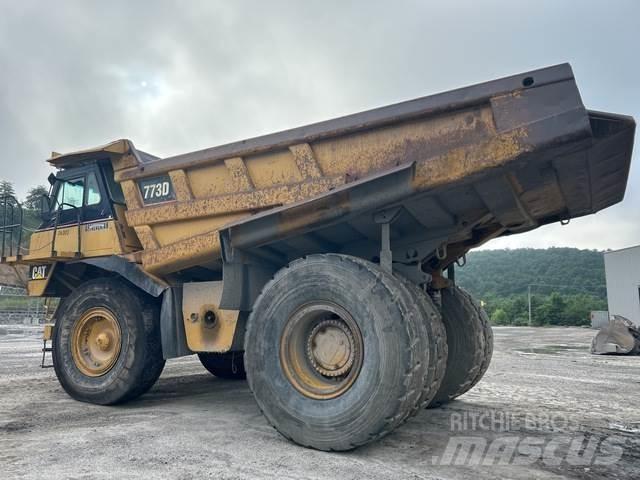 CAT 773D Knik dumptrucks