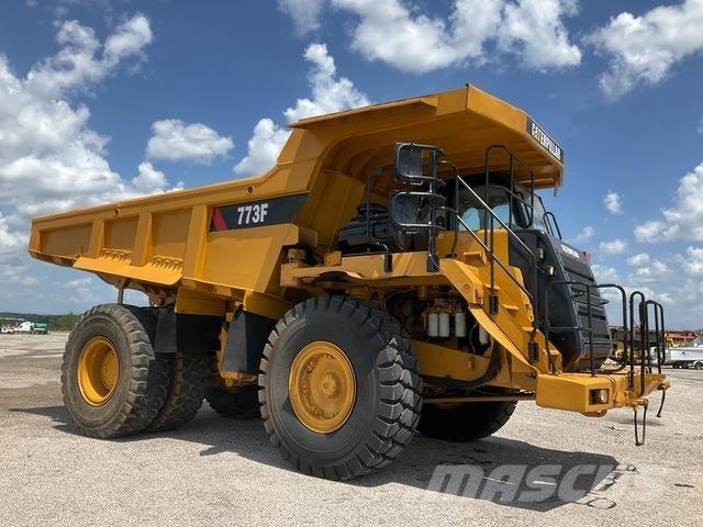 CAT 773F Knik dumptrucks