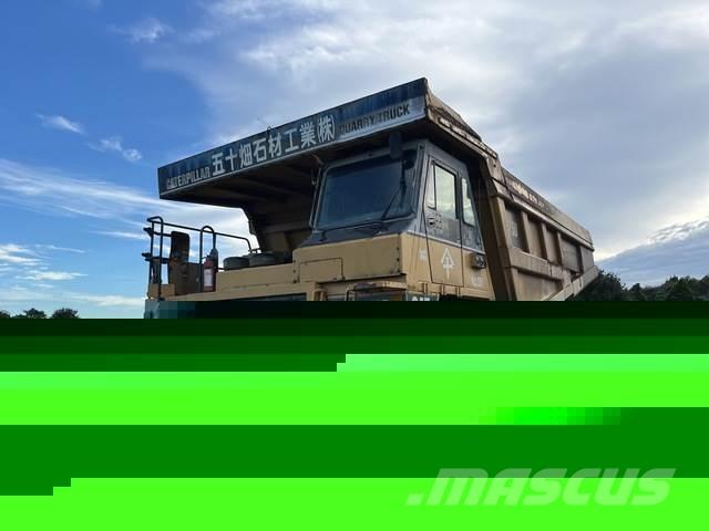 CAT 775D Knik dumptrucks