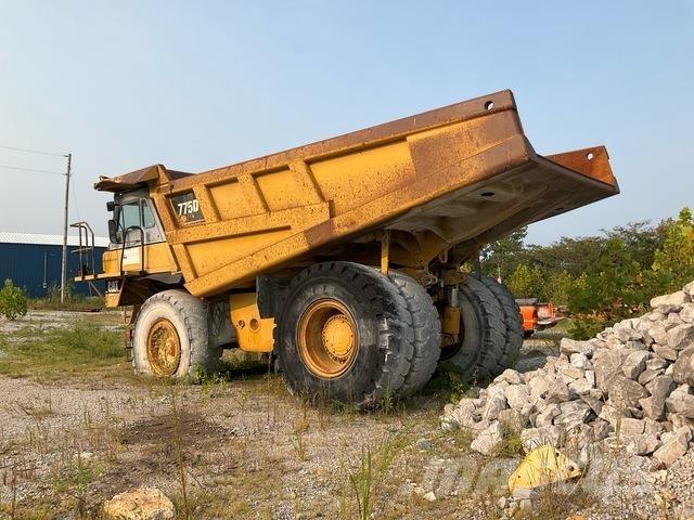 CAT 775D Knik dumptrucks