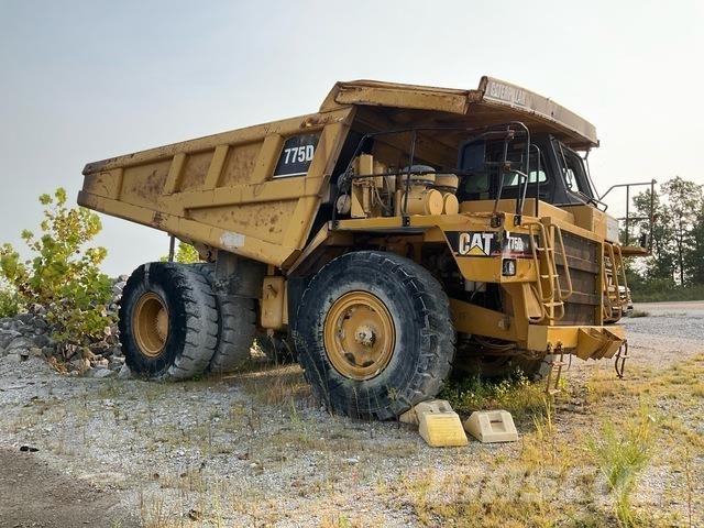 CAT 775D Knik dumptrucks