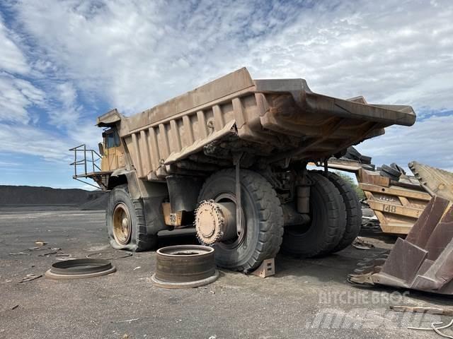 CAT 777B Knik dumptrucks