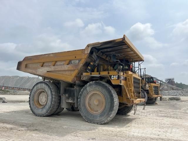 CAT 777D Knik dumptrucks