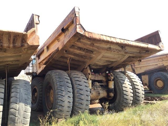 CAT 785 Knik dumptrucks