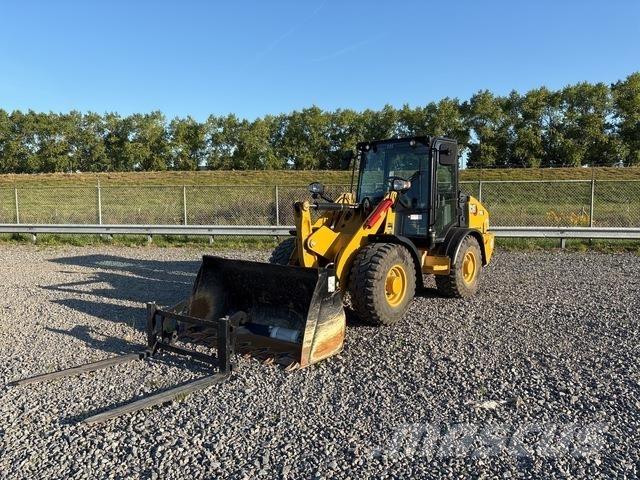 CAT 906 Wielladers