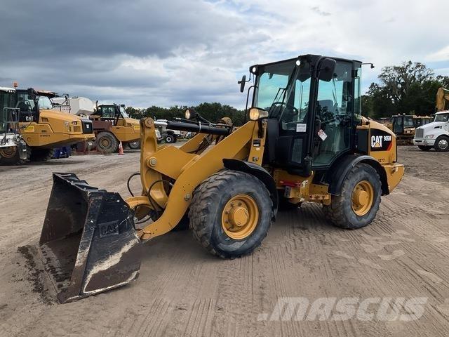 CAT 906M Wielladers