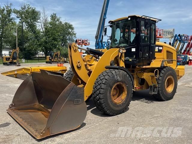 CAT 930M Wielladers