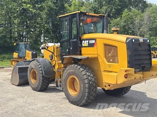 CAT 930M Wielladers