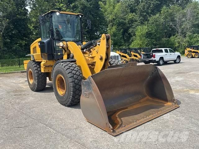 CAT 930M Wielladers
