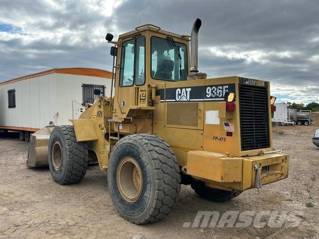 CAT 936F Wielladers