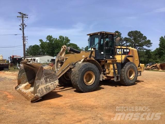CAT 966M Wielladers