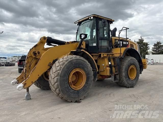 CAT 966M Wielladers