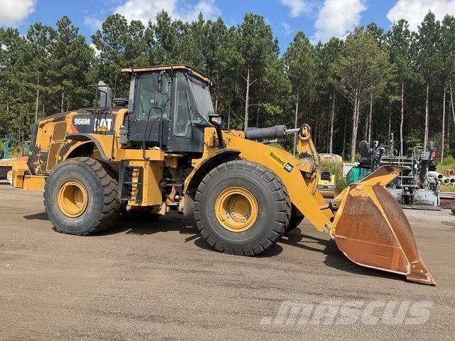 CAT 966M Wielladers