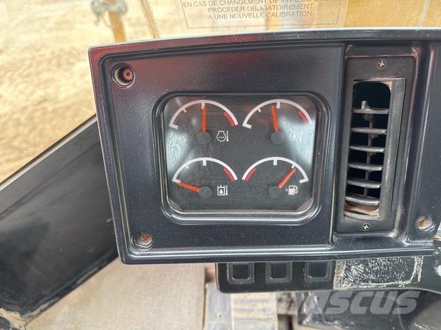 CAT 988G Wielladers