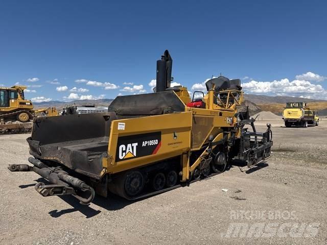 CAT AP-1055D Asfaltafwerkmachines