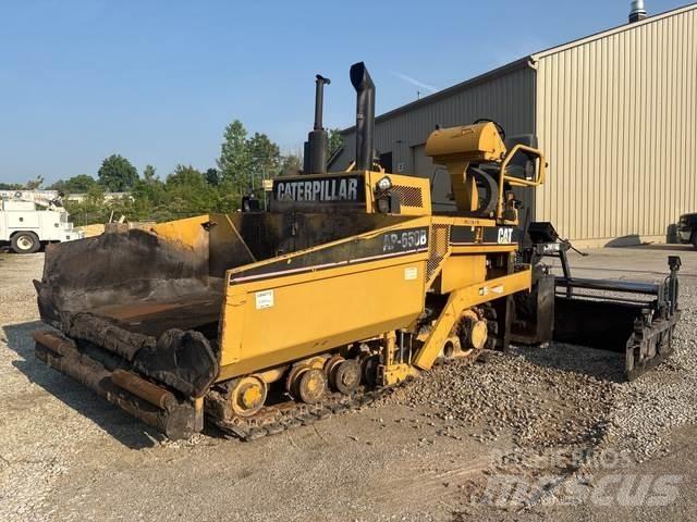 CAT AP-650B Asfaltafwerkmachines
