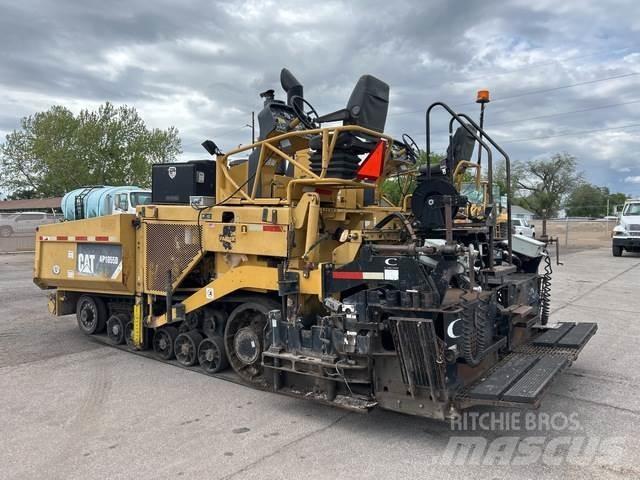 CAT AP1055D Asfaltafwerkmachines