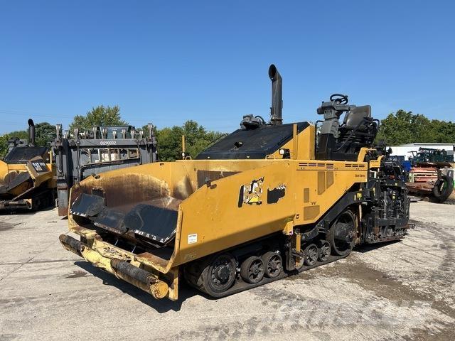 CAT AP1055F Asfaltafwerkmachines