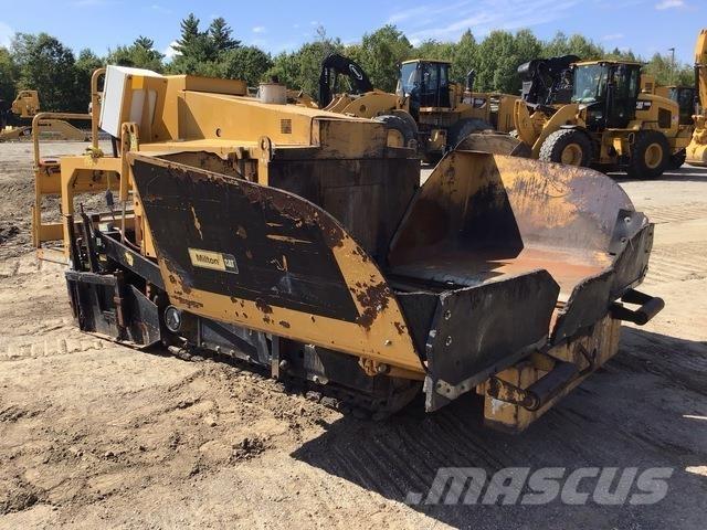 CAT AP255E Asfaltafwerkmachines