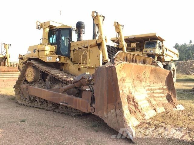 CAT D10R Rupsdozers