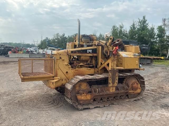 CAT D4E 20 Pijpenleggers