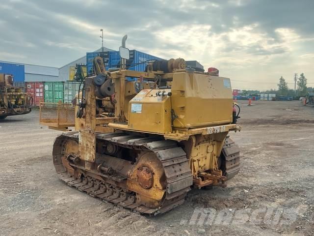 CAT D4E 20 Pijpenleggers