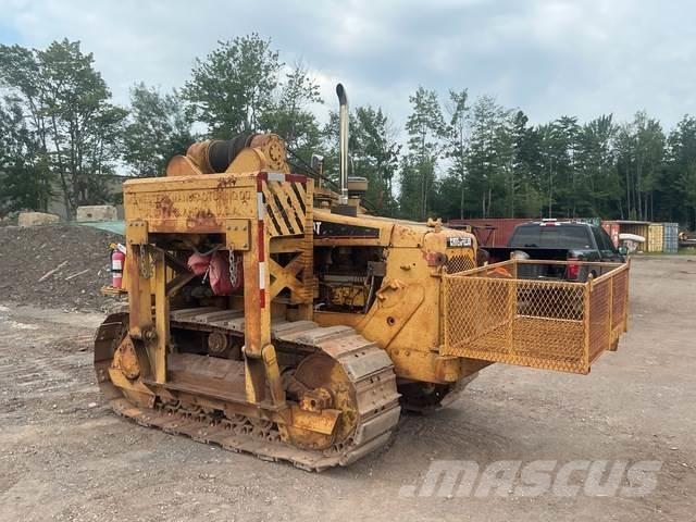 CAT D4E 20 Pijpenleggers