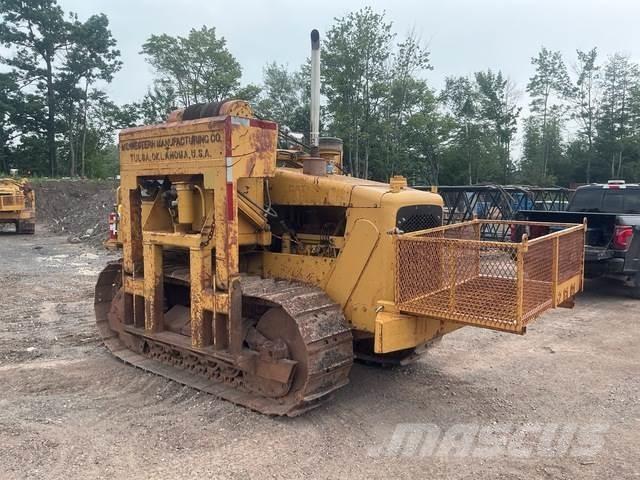 CAT D4E 20 Pijpenleggers