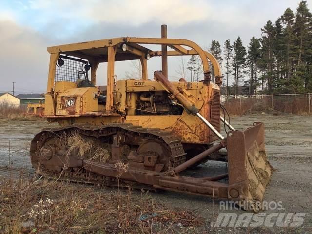 CAT D6D Rupsdozers