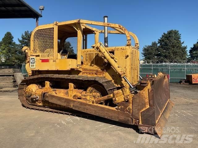 CAT D7 Rupsdozers