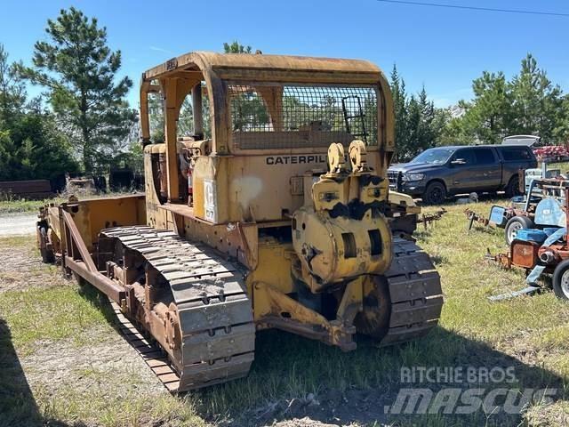 CAT D7 Rupsdozers