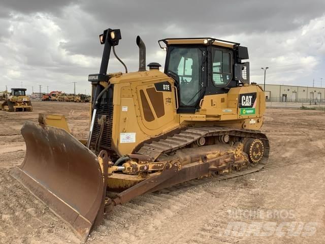 CAT D7E Rupsdozers