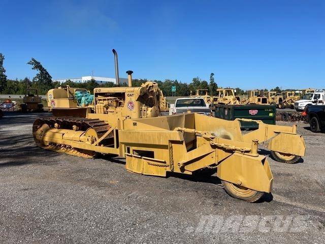CAT D8 Rupsdozers