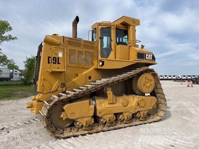 CAT D9L Rupsdozers