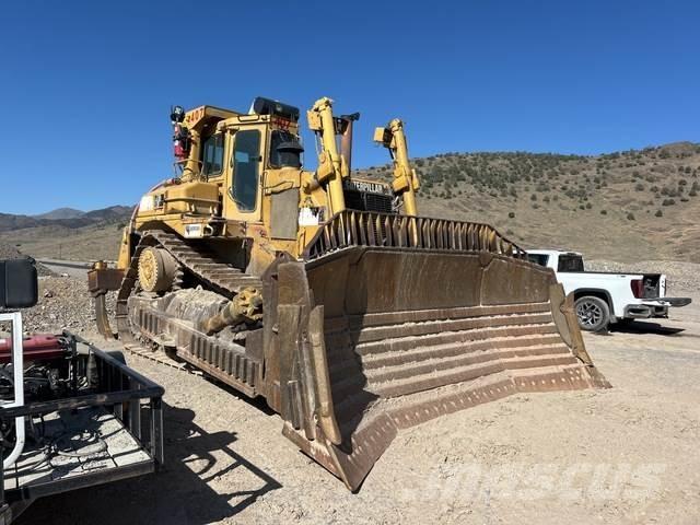 CAT D9N Rupsdozers