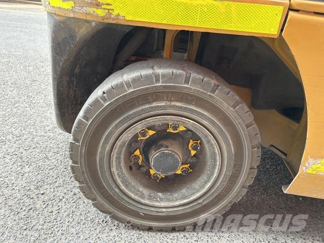 CAT DP30 Heftrucks overige