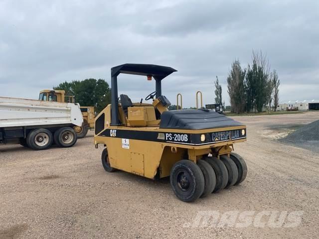CAT PS200B Bandenwalsen